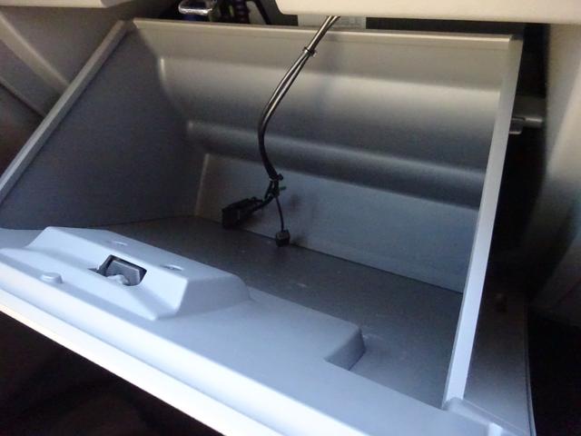 NV350キャラバンバン ロングDX 社外ナビ バックカメラ ETC Bluetooth DISC USB 電動格納ミラー エマージェンシーブレーキ キーレスエントリー 横滑り防止装置 盗難防止装置(34枚目)