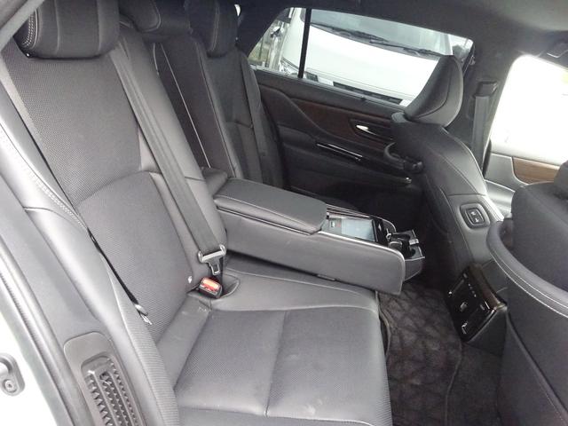 クラウン Z レザーシート 純正12.3インチナビ フルセグTV パワーバックドア アラウンドビューモニター ETC2.0 Bluetooth USB アダプティブクルーズコントロール ブラインドスポットモニター(45枚目)