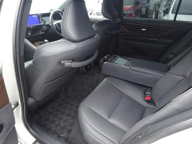 クラウン Z レザーシート 純正12.3インチナビ フルセグTV パワーバックドア アラウンドビューモニター ETC2.0 Bluetooth USB アダプティブクルーズコントロール ブラインドスポットモニター(47枚目)