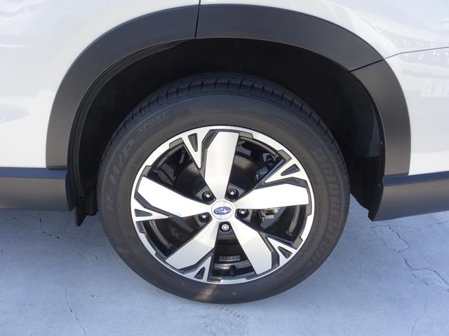 フォレスター アドバンス　４ＷＤ　サンルーフ　レザーシート　純正８インチナビ　フルセグＴＶ　パワーバックドア　サイドカメラ　バックカメラ　ドライブレコーダー　ＥＴＣ　Ｂｌｕｅｔｏｏｔｈ　ＤＩＳＣ　ＵＳＢ（11枚目）