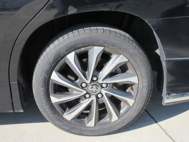 ヴォクシー Ｓ－Ｚ　純正１０．５インチナビ　フルセグＴＶ　後席フリップダウンモニター　全周囲カメラ　両側パワースライドドア　ドライブレコーダー　ＥＴＣ　ハーフレザーシート　シートヒーター　ＬＥＤヘッドライト　スマートキー（10枚目）