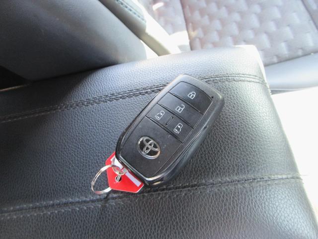 ヴォクシー Ｓ－Ｚ　純正１０．５インチナビ　フルセグＴＶ　後席フリップダウンモニター　全周囲カメラ　両側パワースライドドア　ドライブレコーダー　ＥＴＣ　ハーフレザーシート　シートヒーター　ＬＥＤヘッドライト　スマートキー（59枚目）