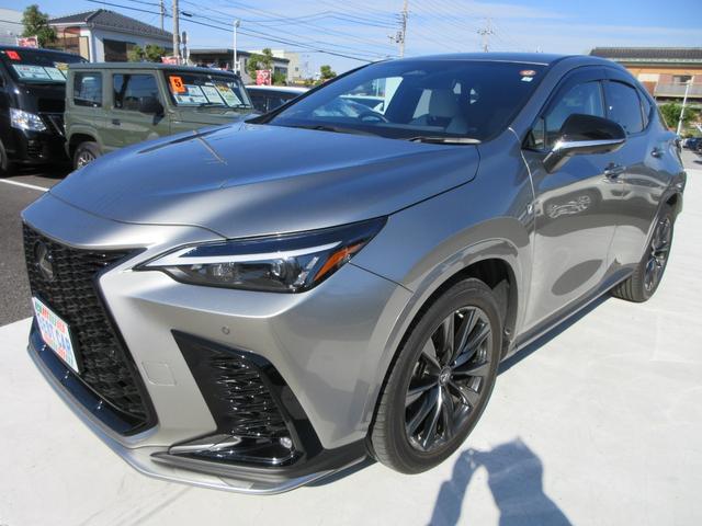 ＮＸ ＮＸ３５０ｈ　Ｆスポーツ　４ＷＤ　ホワイトレザーシート　純正１４インチナビ　フルセグＴＶ　バックカメラ　パワーバックドア　レーダークルコン　パドルシフト　ＥＴＣ　シートヒーター　パワーシート　純正２０インチＡＷ　ＬＥＤヘッド（7枚目）