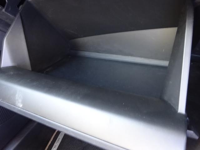 カローラツーリング ハイブリッド　ダブルバイビー　純正１０．５インチナビ　フルセグＴＶ　バックカメラ　ＥＴＣ２．０　Ｂｌｕｅｔｏｏｔｈ　ＵＳＢ　アダプティブクルーズコントロール　レーンキープアシスト　オートライト　オートハイビーム　シートヒーター（34枚目）