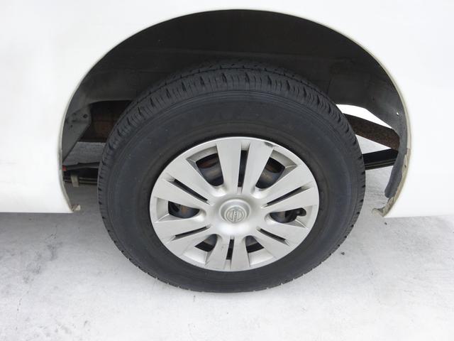 ＮＶ３５０キャラバンバン 　チェアキャブ車いす１＋１名仕様　純正ナビ　フルセグＴＶ　アラウンドビューモニター　ＤＶＤ　レーンキープアシスト　４列シート　車いす固定装置　キーレスエントリー　デジタルインナーミラー（11枚目）