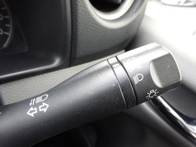 ＮＶ３５０キャラバンバン 　チェアキャブ車いす１＋１名仕様　純正ナビ　フルセグＴＶ　アラウンドビューモニター　ＤＶＤ　レーンキープアシスト　４列シート　車いす固定装置　キーレスエントリー　デジタルインナーミラー（23枚目）