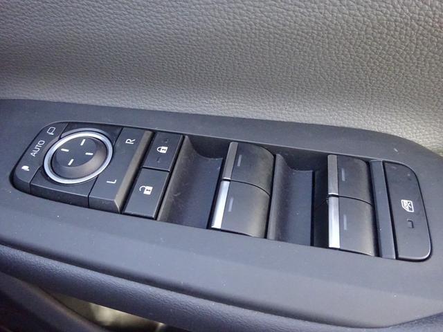 プリウス Z 純正12.3インチナビ フルセグTV パワーバックドア アラウンドビューモニター ドライブレコーダー ETC2.0 Bluetooth USB アダプティブクルーズコントロール(26枚目)