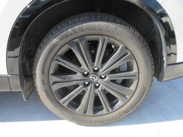 ＣＸ－５ ＸＤ　スポーツアピアランス　レザーシート　純正１０．２５インチナビ　フルセグＴＶ　全周囲カメラ　パワーバックドア　ＢＯＳＥサウンド　レーダークルーズコントロール　シートヒーター　パワーシート　ステアリングヒーター　１９インチＡＷ（10枚目）