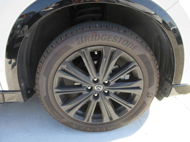 ＣＸ－５ ＸＤ　スポーツアピアランス　レザーシート　純正１０．２５インチナビ　フルセグＴＶ　全周囲カメラ　パワーバックドア　ＢＯＳＥサウンド　レーダークルーズコントロール　シートヒーター　パワーシート　ステアリングヒーター　１９インチＡＷ（12枚目）