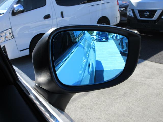 ＣＸ－５ ＸＤ　スポーツアピアランス　レザーシート　純正１０．２５インチナビ　フルセグＴＶ　全周囲カメラ　パワーバックドア　ＢＯＳＥサウンド　レーダークルーズコントロール　シートヒーター　パワーシート　ステアリングヒーター　１９インチＡＷ（20枚目）