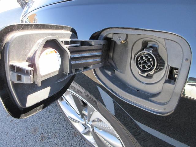 クラリティＰＨＥＶ ＥＸ　電動レザーシート　純正８インチナビ　フルセグＴＶ　バックカメラ　アダプティブクルーズコントロール　パドルシフト　ドラレコ　ＥＴＣ　シートヒーター　ＬＥＤヘッドライト　純正１８インチＡＷ　スマートキー（19枚目）