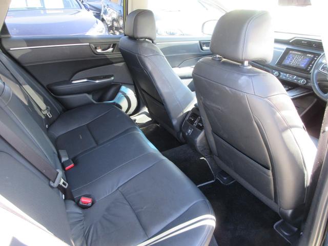 クラリティＰＨＥＶ ＥＸ　電動レザーシート　純正８インチナビ　フルセグＴＶ　バックカメラ　アダプティブクルーズコントロール　パドルシフト　ドラレコ　ＥＴＣ　シートヒーター　ＬＥＤヘッドライト　純正１８インチＡＷ　スマートキー（48枚目）