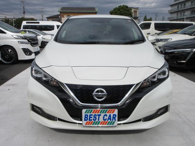 リーフ Ｇ　プロパイロット　純正ナビフルセグＴＶ　全周囲カメラ　ドライブレコーダー　ＥＴＣ　シートヒーター　ステアリングヒーター　エマージェンシーブレーキ　ＬＥＤヘッドライト　インテリキー　急速充電　充電ケーブル（5枚目）