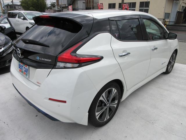 リーフ Ｇ　プロパイロット　純正ナビフルセグＴＶ　全周囲カメラ　ドライブレコーダー　ＥＴＣ　シートヒーター　ステアリングヒーター　エマージェンシーブレーキ　ＬＥＤヘッドライト　インテリキー　急速充電　充電ケーブル（17枚目）