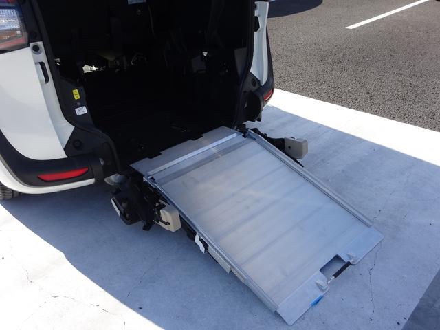 シエンタ Ｇ　純正ナビ　フルセグＴＶ　両側パワースライドドア　バックカメラ　ドライブレコーダー　ＥＴＣ　Ｂｌｕｅｔｏｏｔｈ　ＣＤ　車いす用スロープ　オートライト　スマートキー　ＬＥＤヘッドライト（16枚目）