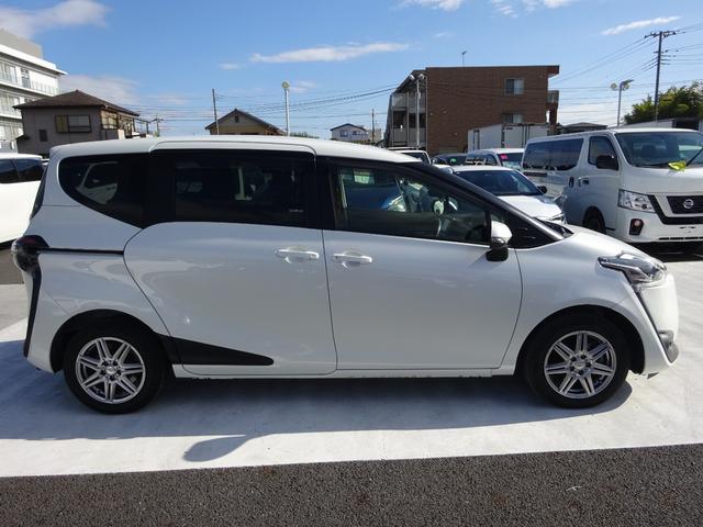 シエンタ Ｇ　純正ナビ　フルセグＴＶ　両側パワースライドドア　バックカメラ　ドライブレコーダー　ＥＴＣ　Ｂｌｕｅｔｏｏｔｈ　ＣＤ　車いす用スロープ　オートライト　スマートキー　ＬＥＤヘッドライト（21枚目）