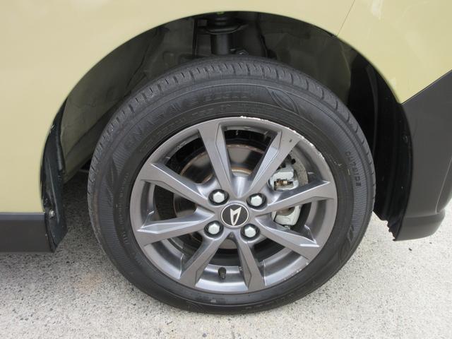 タント ファンクロス　４ＷＤ　スマートアシスト　両側パワースライドドア　ＥＴＣ　シートヒーター　ＬＥＤヘッドライト　ルーフレール　プッシュスタート　純正１４インチＡＷ　スマートキー（12枚目）