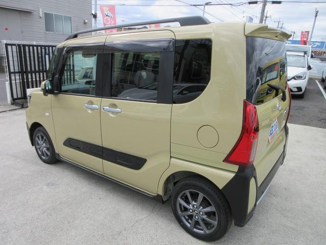 タント ファンクロス　４ＷＤ　スマートアシスト　両側パワースライドドア　ＥＴＣ　シートヒーター　ＬＥＤヘッドライト　ルーフレール　プッシュスタート　純正１４インチＡＷ　スマートキー（17枚目）