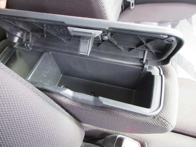 タント ファンクロス　４ＷＤ　スマートアシスト　両側パワースライドドア　ＥＴＣ　シートヒーター　ＬＥＤヘッドライト　ルーフレール　プッシュスタート　純正１４インチＡＷ　スマートキー（46枚目）