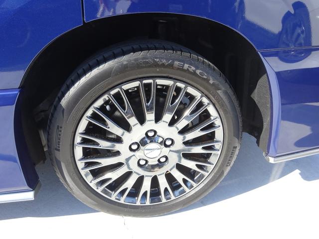 セレナ ｅ－パワー　オーテック　スポーツスペック　プロパイロット　純正９インチナビ　フルセグＴＶ　後席フリップダウンモニター　両側パワースライドドア　アラウンドビューモニター　ドライブレコーダー　ＥＴＣ　ブラインドスポットモニター（11枚目）