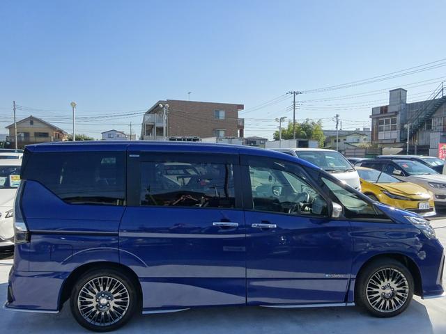 セレナ ｅ－パワー　オーテック　スポーツスペック　プロパイロット　純正９インチナビ　フルセグＴＶ　後席フリップダウンモニター　両側パワースライドドア　アラウンドビューモニター　ドライブレコーダー　ＥＴＣ　ブラインドスポットモニター（16枚目）