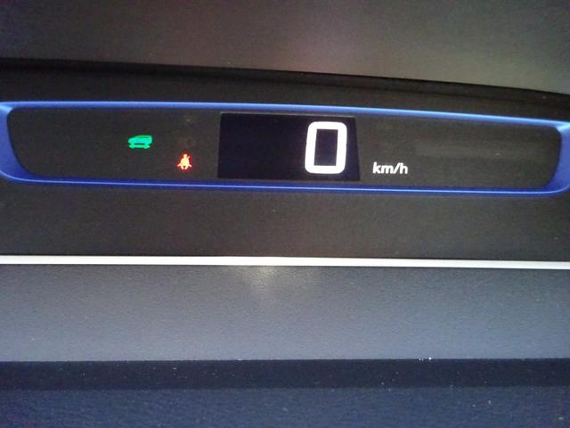 セレナ ｅ－パワー　オーテック　スポーツスペック　プロパイロット　純正９インチナビ　フルセグＴＶ　後席フリップダウンモニター　両側パワースライドドア　アラウンドビューモニター　ドライブレコーダー　ＥＴＣ　ブラインドスポットモニター（21枚目）