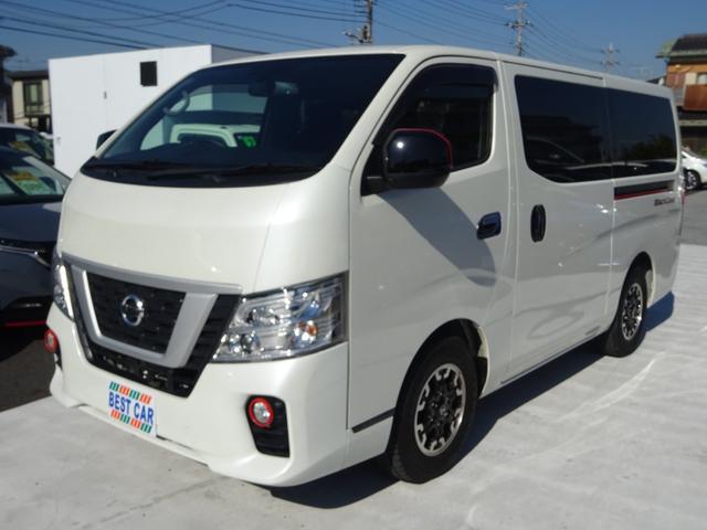 ＮＶ３５０キャラバンバン ロングプレミアムＧＸ　ブラックギア　パワースライドドア　アラウンドビューモニター　デジタルインナーミラー　ＬＥＤヘッドライト　オートライト　電動格納ミラー　スマートキー　ベッドキット　横滑り防止装置　衝突被害軽減ブレーキ（6枚目）