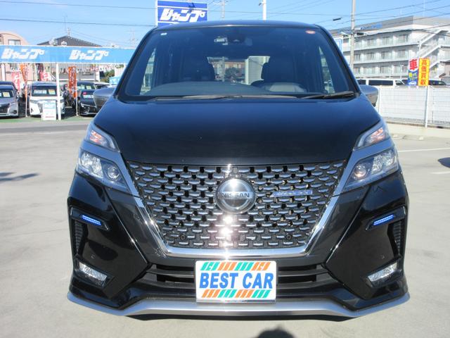 セレナ ｅ－パワー　オーテック　セーフティパッケージ　プロパイロット　レザーシート　純正１０インチナビ　フルセグＴＶ　全周囲カメラ　後席フリップダウンモニター　両側パワースライドドア　ドラレコ　ＥＴＣ　ＬＥＤヘッドライト　純正１６インチＡＷ　インテリキー（5枚目）