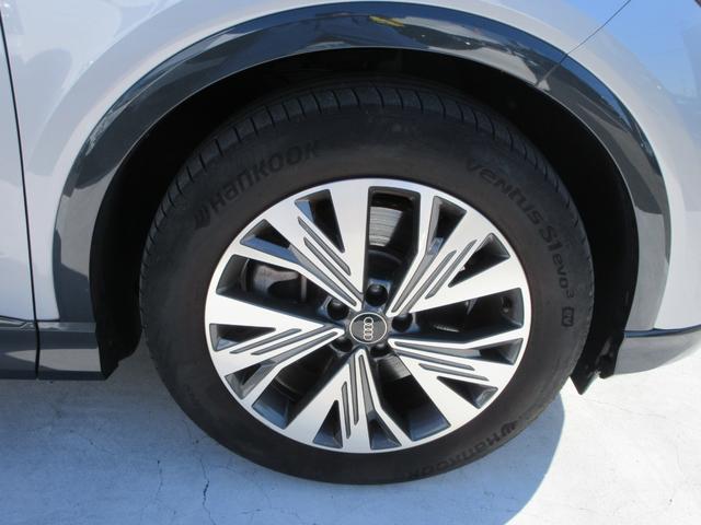 Ｑ４スポーツバック ｅ－トロン ４０ｅ－トロン　アドバンスド　レザーシート　純正１１．６インチナビ　全周囲カメラ　パワーバックドア　アダプティブクルーズコントロール　パドルシフト　ドライブレコーダー　ＥＴＣ　シートヒーター　ＬＥＤヘッドライト　純正１９インチＡＷ（12枚目）