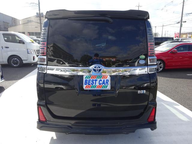 ヴォクシー ハイブリッドＺＳ　煌ＩＩ　モデリスタエアロ　アルバイン１１インチナビ　フルセグＴＶ　後席フリップダウンモニター　ドライブレコーダー　ＥＴＣ　Ｂｌｕｅｔｏｏｔｈ　ＤＩＳＣ　ＵＳＢ　クルーズコントロール　レーンキープアシスト（12枚目）