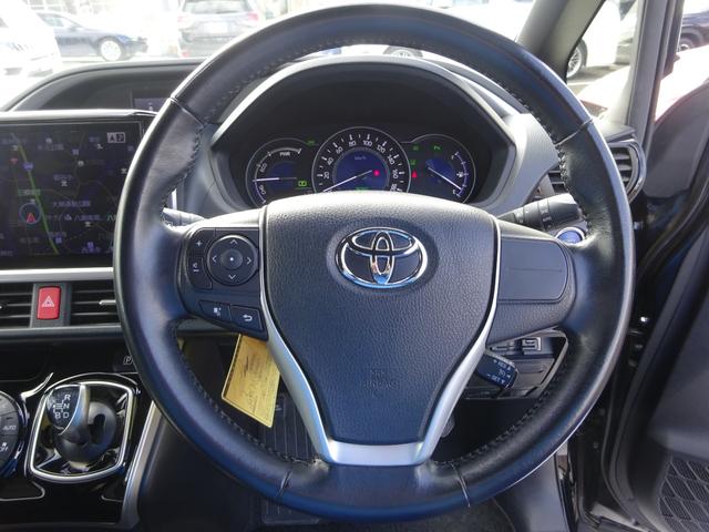 ヴォクシー ハイブリッドＺＳ　煌ＩＩ　モデリスタエアロ　アルバイン１１インチナビ　フルセグＴＶ　後席フリップダウンモニター　ドライブレコーダー　ＥＴＣ　Ｂｌｕｅｔｏｏｔｈ　ＤＩＳＣ　ＵＳＢ　クルーズコントロール　レーンキープアシスト（19枚目）