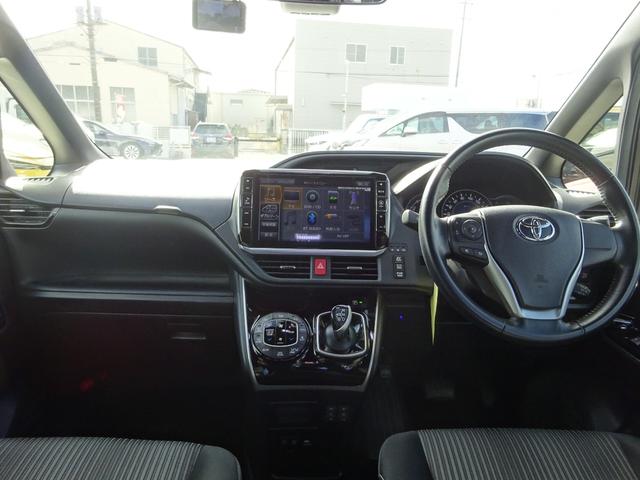 ヴォクシー ハイブリッドＺＳ　煌ＩＩ　モデリスタエアロ　アルバイン１１インチナビ　フルセグＴＶ　後席フリップダウンモニター　ドライブレコーダー　ＥＴＣ　Ｂｌｕｅｔｏｏｔｈ　ＤＩＳＣ　ＵＳＢ　クルーズコントロール　レーンキープアシスト（29枚目）