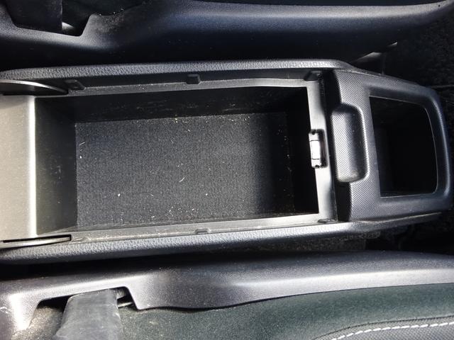 ヴォクシー ハイブリッドＺＳ　煌ＩＩ　モデリスタエアロ　アルバイン１１インチナビ　フルセグＴＶ　後席フリップダウンモニター　ドライブレコーダー　ＥＴＣ　Ｂｌｕｅｔｏｏｔｈ　ＤＩＳＣ　ＵＳＢ　クルーズコントロール　レーンキープアシスト（38枚目）