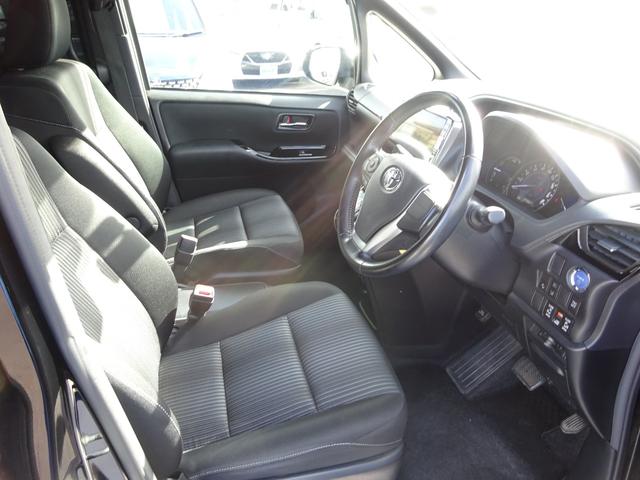 ヴォクシー ハイブリッドＺＳ　煌ＩＩ　モデリスタエアロ　アルバイン１１インチナビ　フルセグＴＶ　後席フリップダウンモニター　ドライブレコーダー　ＥＴＣ　Ｂｌｕｅｔｏｏｔｈ　ＤＩＳＣ　ＵＳＢ　クルーズコントロール　レーンキープアシスト（42枚目）