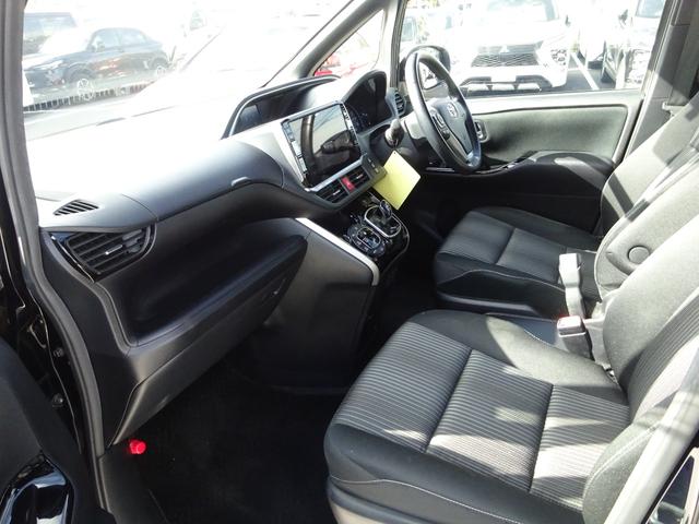 ヴォクシー ハイブリッドＺＳ　煌ＩＩ　モデリスタエアロ　アルバイン１１インチナビ　フルセグＴＶ　後席フリップダウンモニター　ドライブレコーダー　ＥＴＣ　Ｂｌｕｅｔｏｏｔｈ　ＤＩＳＣ　ＵＳＢ　クルーズコントロール　レーンキープアシスト（50枚目）