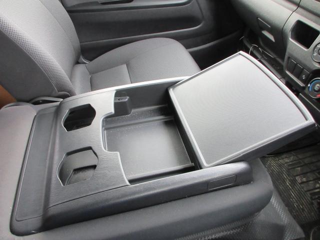 ハイエースバン ロングＤＸ　ＧＬパッケージ　トヨタセーフティセンス　バックカメラ　ドラレコ　ＥＴＣ　スライドドア　デジタルインナーミラー　パーキングサポートブレーキ　クリアランスソナー　電動格納ドアミラー　オートハイビーム　スマートキー（42枚目）