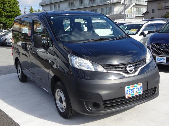 ＮＶ２００バネットバン ＤＸ　純正ナビ　フルセグＴＶ　両側スライドドア　ＥＴＣ　ワンオーナー　純正ハンガーパイプ　運転席＆助手席エアバック　キーレスエントリー（7枚目）