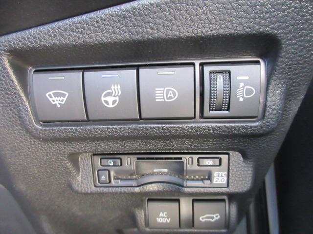 カローラクロス ハイブリッド Z 4WD パノラマルーフ 純正10.5インチナビ フルセグTV 全周囲カメラ パワーバックドア レーダークルコン ETC シートヒーター パワーシート ブラインドスポットモニター 純正18インチAW(30枚目)