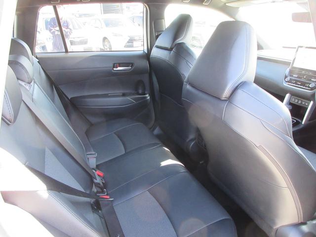 カローラクロス ハイブリッド Z 4WD パノラマルーフ 純正10.5インチナビ フルセグTV 全周囲カメラ パワーバックドア レーダークルコン ETC シートヒーター パワーシート ブラインドスポットモニター 純正18インチAW(48枚目)