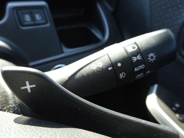 ソリオ ハイブリッドＳＺ　純正８インチナビ　フルセグＴＶ　両側パワースライドドア　バックカメラ　ＥＴＣ　Ｂｌｕｅｔｏｏｔｈ　ＤＩＳＣ　ＵＳＢ　アダプティブクルーズコントロール　レーンキープアシスト　パドルシフト　シートヒーター（22枚目）