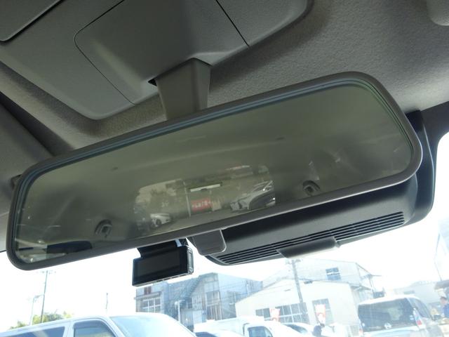 ソリオ ハイブリッドＳＺ　純正８インチナビ　フルセグＴＶ　両側パワースライドドア　バックカメラ　ＥＴＣ　Ｂｌｕｅｔｏｏｔｈ　ＤＩＳＣ　ＵＳＢ　アダプティブクルーズコントロール　レーンキープアシスト　パドルシフト　シートヒーター（30枚目）