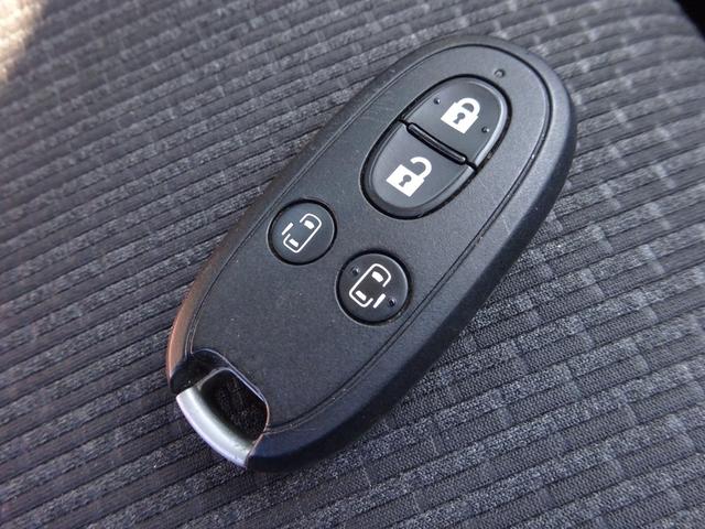 ソリオ ハイブリッドＳＺ　純正８インチナビ　フルセグＴＶ　両側パワースライドドア　バックカメラ　ＥＴＣ　Ｂｌｕｅｔｏｏｔｈ　ＤＩＳＣ　ＵＳＢ　アダプティブクルーズコントロール　レーンキープアシスト　パドルシフト　シートヒーター（50枚目）