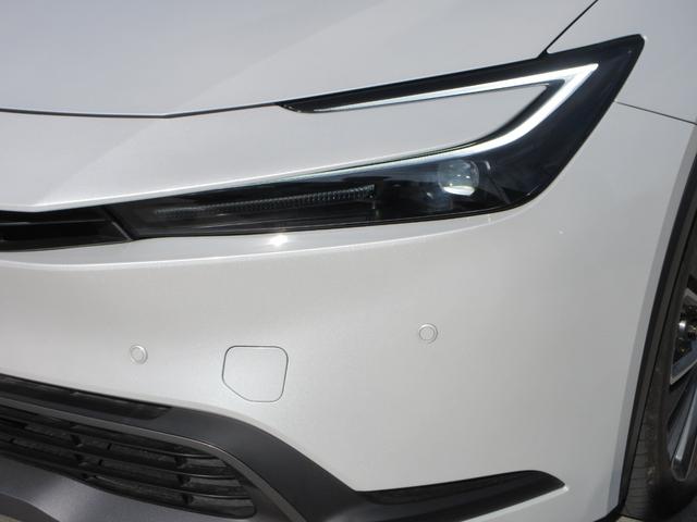 プリウス Ｇ　トヨタセーフティセンス　純正８インチナビ　フルセグＴＶ　バックカメラ　レーダークルーズコントロール　ドラレコ　ＥＴＣ　シートヒーター　ＬＥＤヘッドライト　ブラインドスポットモニター　ワンオーナー（8枚目）