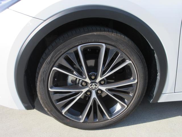 プリウス Ｇ　トヨタセーフティセンス　純正８インチナビ　フルセグＴＶ　バックカメラ　レーダークルーズコントロール　ドラレコ　ＥＴＣ　シートヒーター　ＬＥＤヘッドライト　ブラインドスポットモニター　ワンオーナー（9枚目）