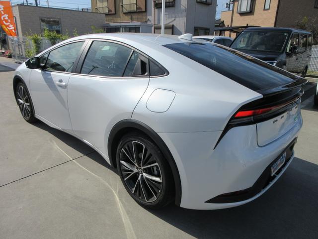 プリウス Ｇ　トヨタセーフティセンス　純正８インチナビ　フルセグＴＶ　バックカメラ　レーダークルーズコントロール　ドラレコ　ＥＴＣ　シートヒーター　ＬＥＤヘッドライト　ブラインドスポットモニター　ワンオーナー（15枚目）