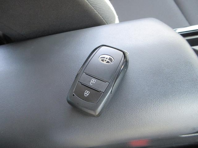 プリウス Ｇ　トヨタセーフティセンス　純正８インチナビ　フルセグＴＶ　バックカメラ　レーダークルーズコントロール　ドラレコ　ＥＴＣ　シートヒーター　ＬＥＤヘッドライト　ブラインドスポットモニター　ワンオーナー（50枚目）