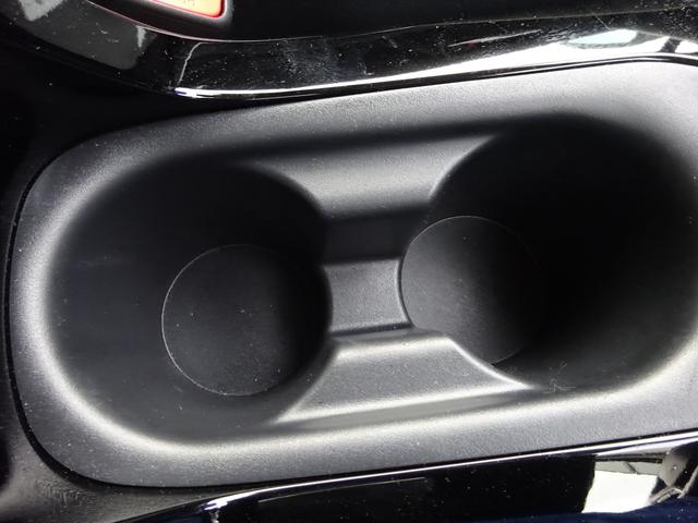 カローラツーリング ハイブリッド　Ｇ　トヨタセーフティセンス　純正１０．５インチナビ　フルセグＴＶ　バックカメラ　ＥＴＣ２．０　Ｂｌｕｅｔｏｏｔｈ　ＵＳＢ　アダプティブクルーズコントロール　レーンキープアシスト　ブラインドスポットモニター（34枚目）