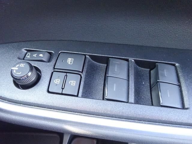 ヴォクシー ハイブリッドＳ－Ｇ　純正エアロ　純正１０．５インチナビ　フルセグＴＶ　パワースライドドア　アラウンドビューモニター　ドライブレコーダー　ＥＴＣ２．０　Ｂｌｕｅｔｏｏｔｈ　ＤＩＳＣ　ＵＳＢ　アダプティブクルーズコントロール（26枚目）