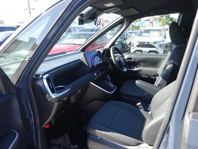 ヴォクシー ハイブリッドＳ－Ｇ　純正エアロ　純正１０．５インチナビ　フルセグＴＶ　パワースライドドア　アラウンドビューモニター　ドライブレコーダー　ＥＴＣ２．０　Ｂｌｕｅｔｏｏｔｈ　ＤＩＳＣ　ＵＳＢ　アダプティブクルーズコントロール（47枚目）