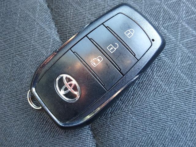 ヴォクシー ハイブリッドＳ－Ｇ　純正エアロ　純正１０．５インチナビ　フルセグＴＶ　パワースライドドア　アラウンドビューモニター　ドライブレコーダー　ＥＴＣ２．０　Ｂｌｕｅｔｏｏｔｈ　ＤＩＳＣ　ＵＳＢ　アダプティブクルーズコントロール（49枚目）